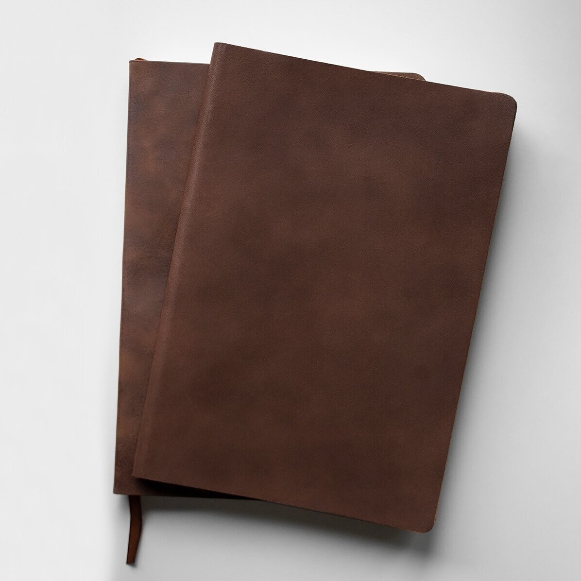 Agendă din piele personalizată cu nume și logo