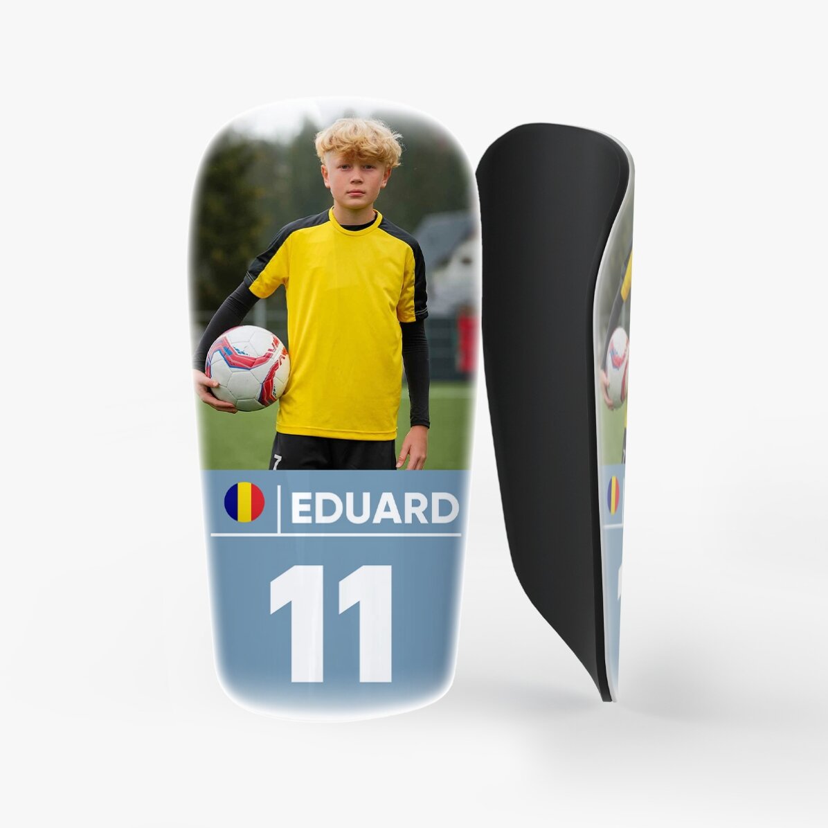 Personalised football shirts with photos and text - Football