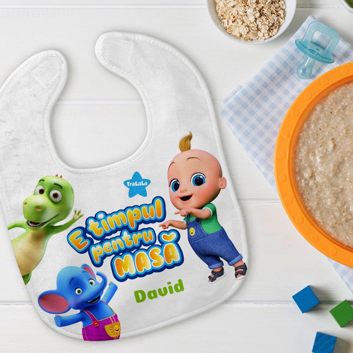 Bavețică personalizată cu nume - E timpul pentru masă cu TraLaLa