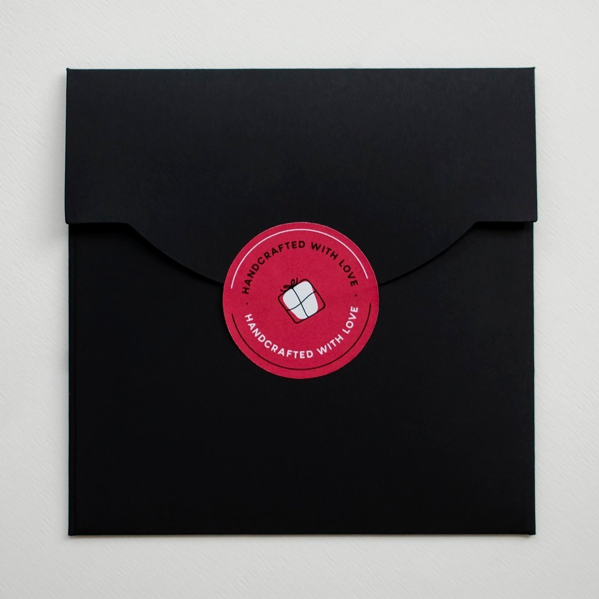 Brățară cu șnur personalizată - bănuț 14 mm - argint 925 - model inimioară 