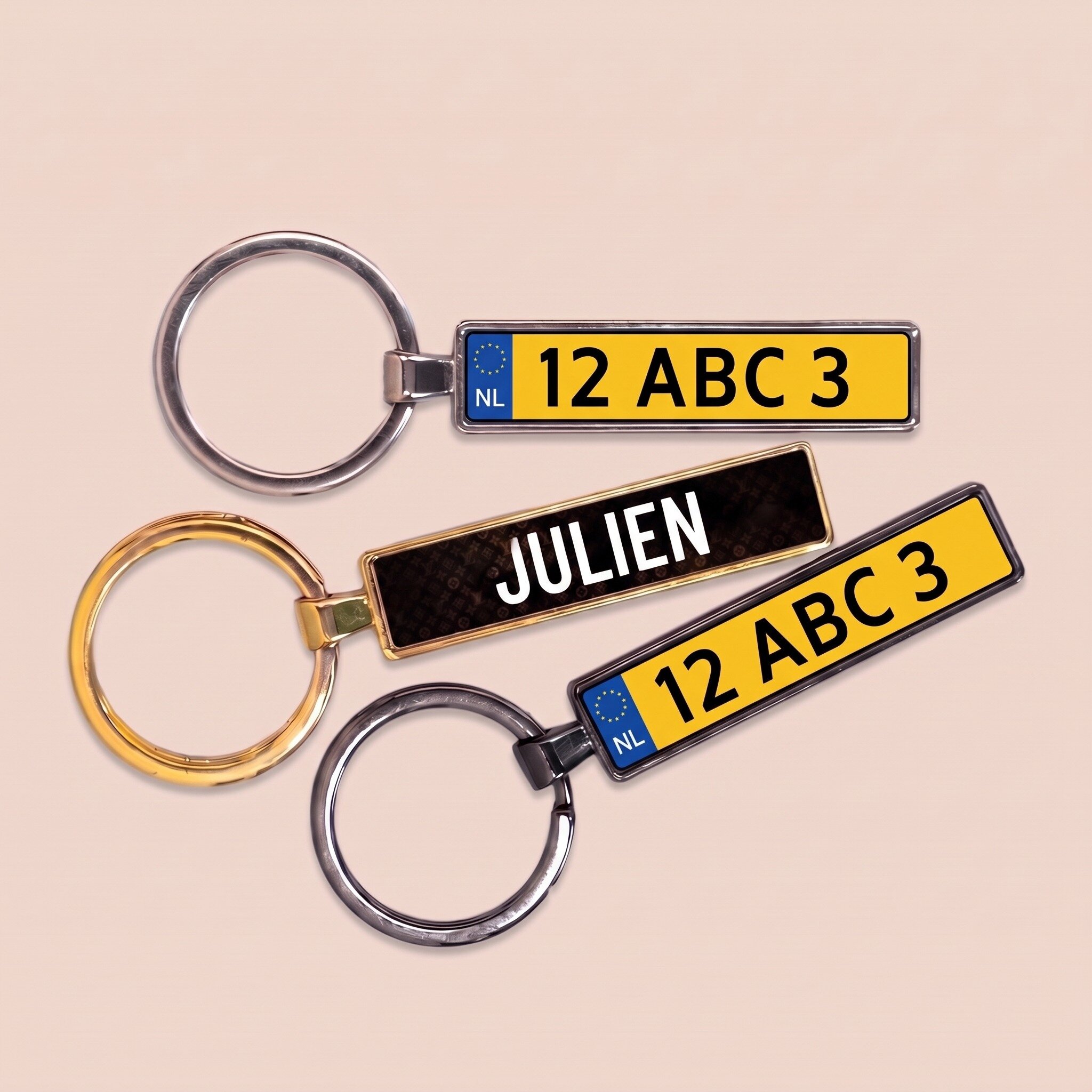 Personalised keyring with Dutch car number plate