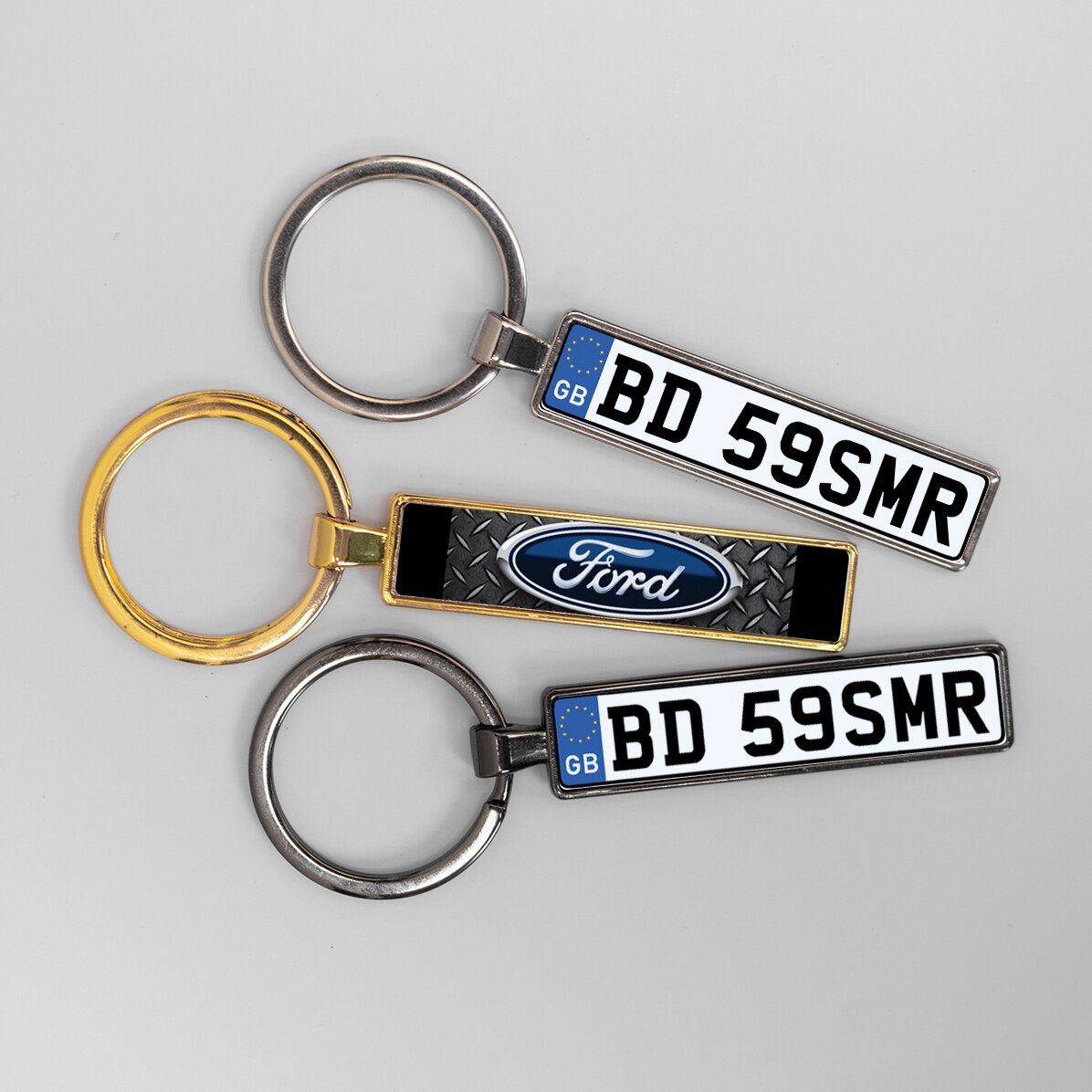 Breloc personalizat cu număr auto de Marea Britanie