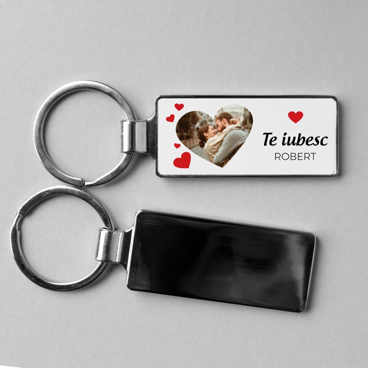 Breloc personalizat cu o poză și text - Hearts