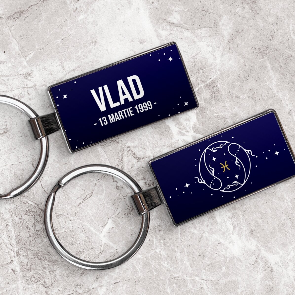 Breloc personalizat cu text și zodie - Pești