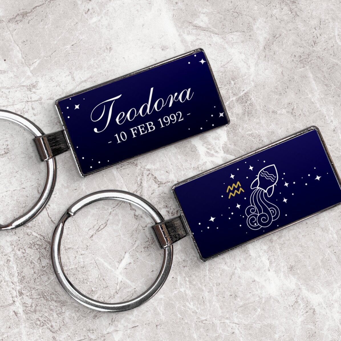 Breloc personalizat cu text și zodie - Vărsător