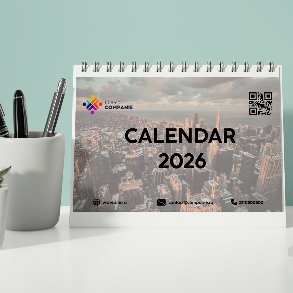 Calendar de birou personalizat cu logo, poze, text și QR