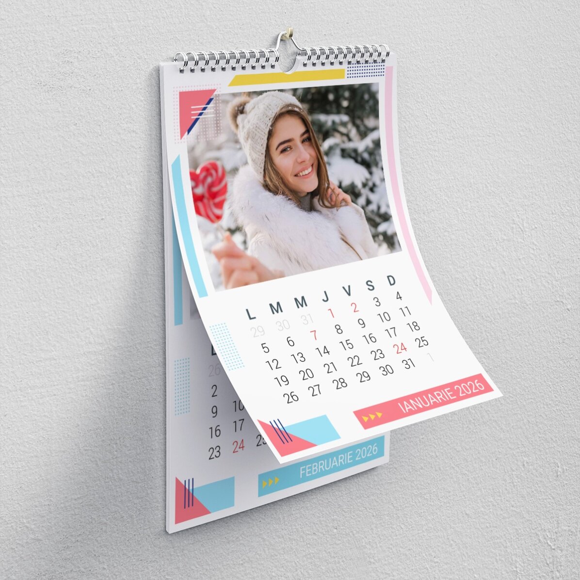 Calendar personalizat cu poze - Multicolor