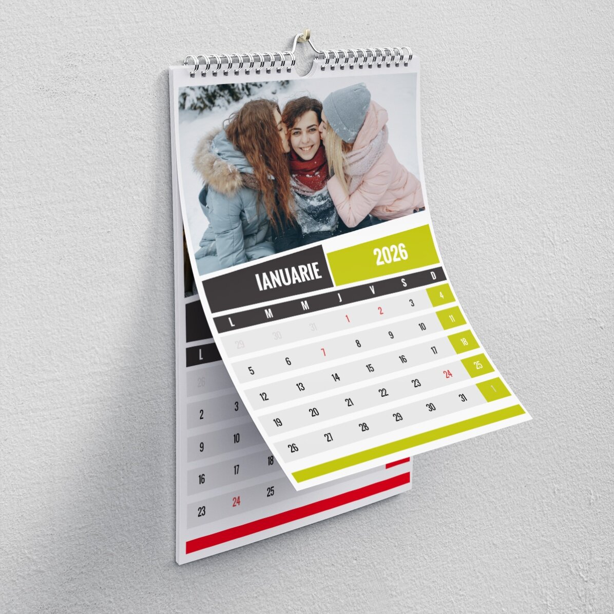 Calendar personalizat - cu pozele tale in culori
