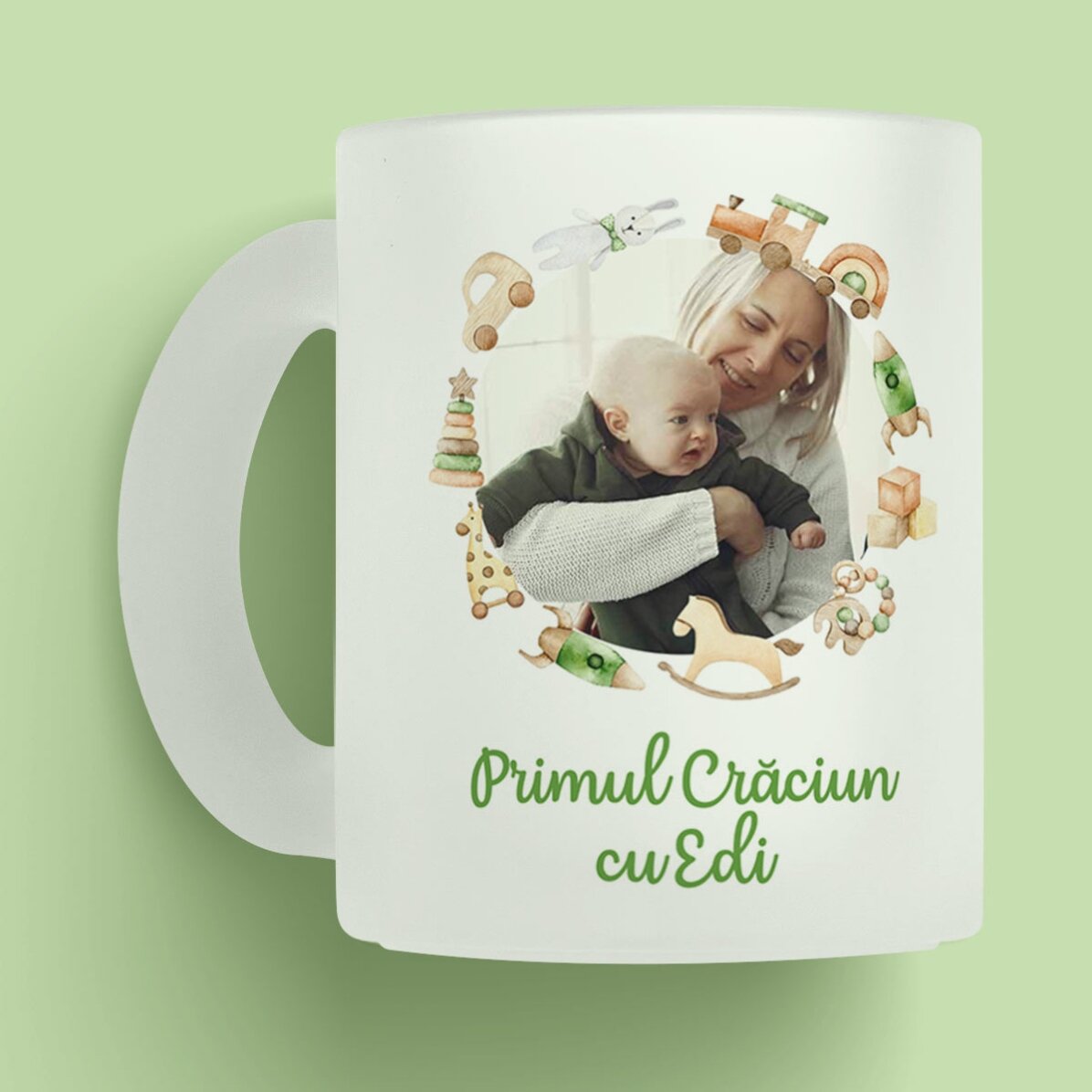 Cană sticlă mată personalizată cu text și 2 poze - Primul Crăciun