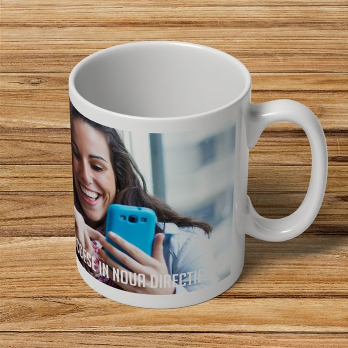 Cană personalizată cu o poză landscape și text