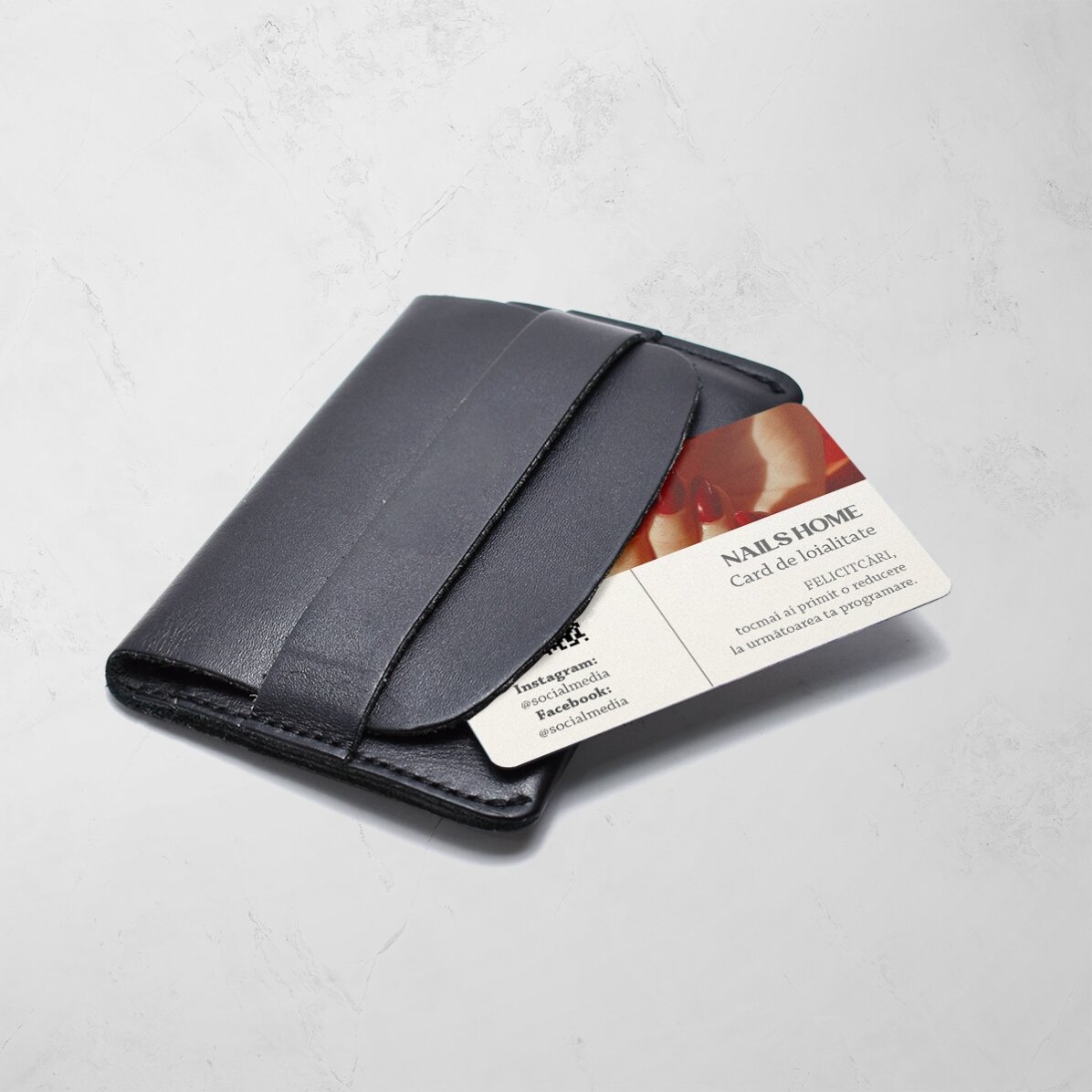 Card aluminiu personalizat față-verso cu text și cod QR - Nail Artist