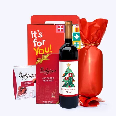 Gift box – Magical Christmas with personalised wine featuring a message