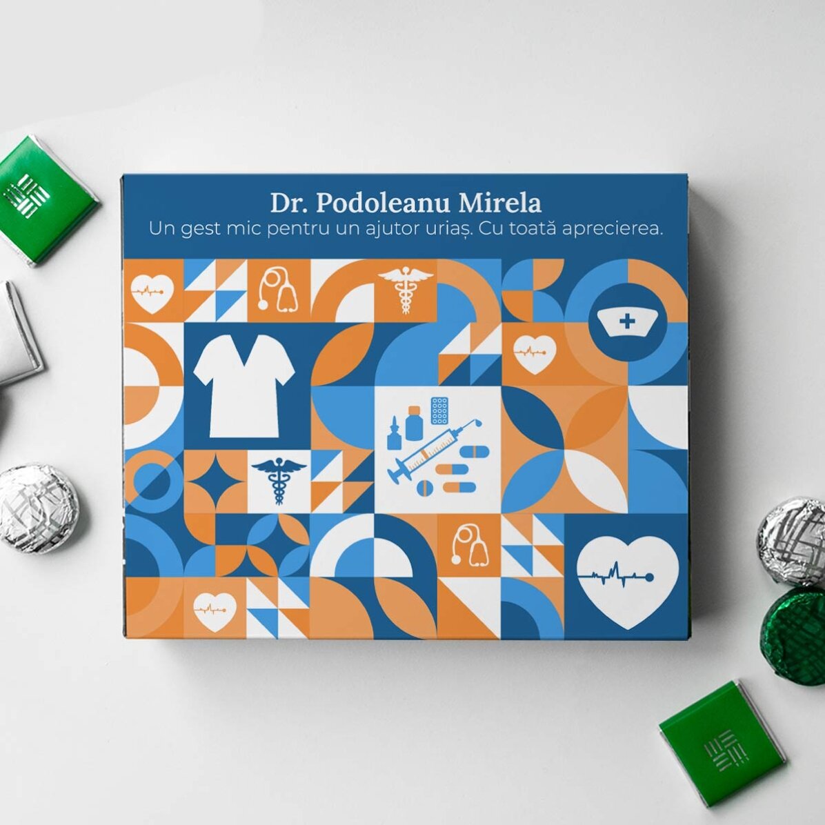 Cutie de bomboane personalizată cu mesaj de mulțumire pentru medici