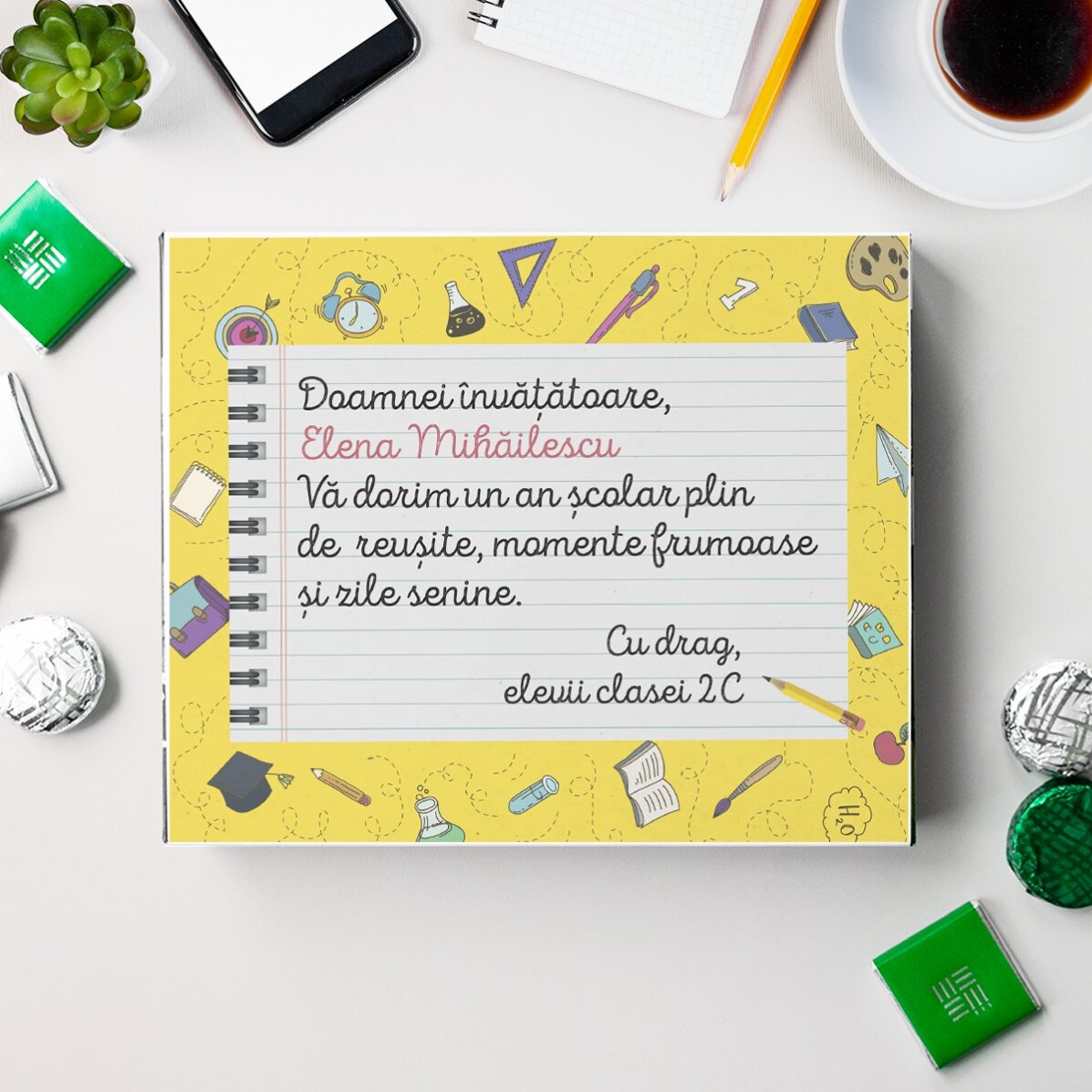 Cutie de bomboane personalizată cu mesaj pentru început de an