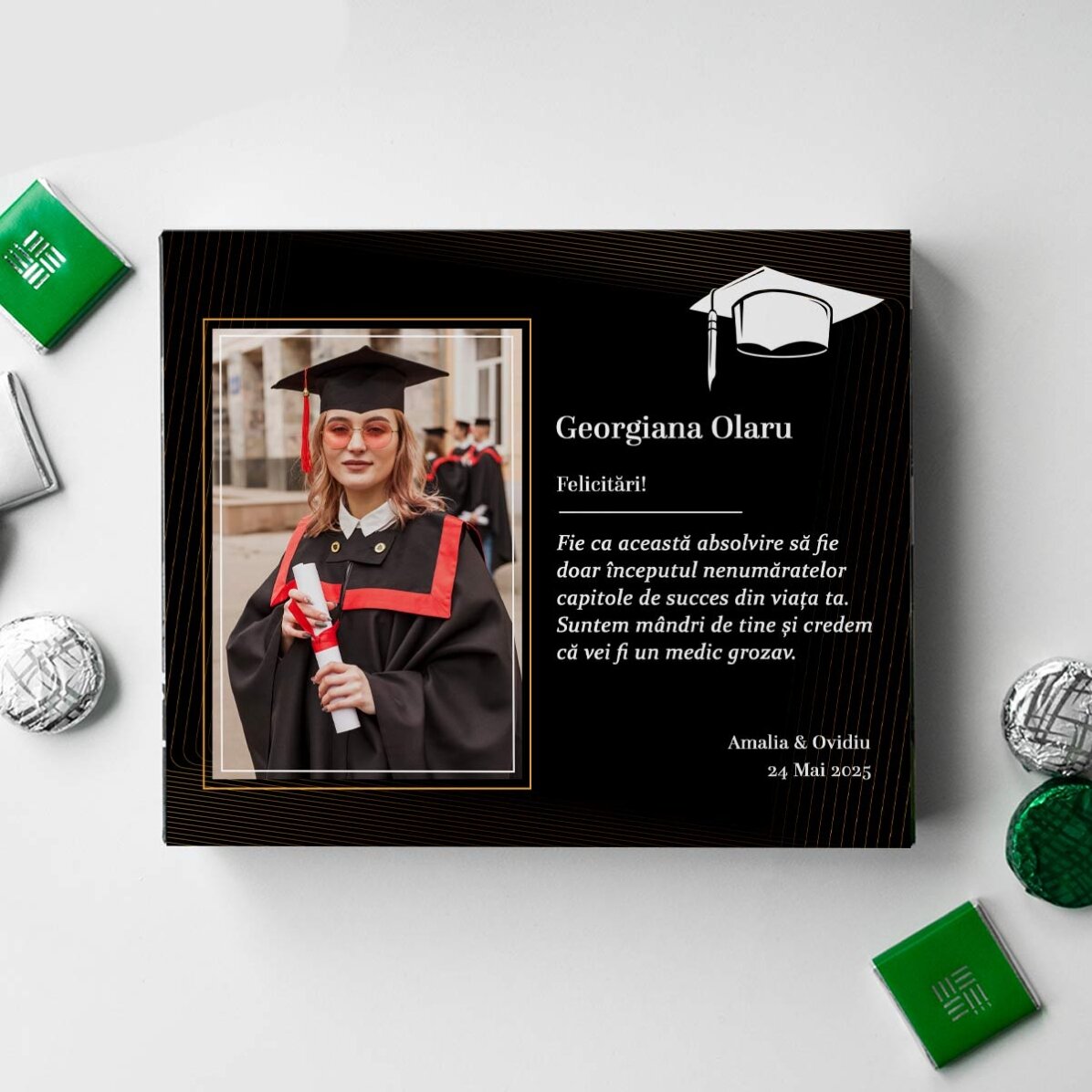 Cutie de bomboane personalizată cu poză și text - Absolvire