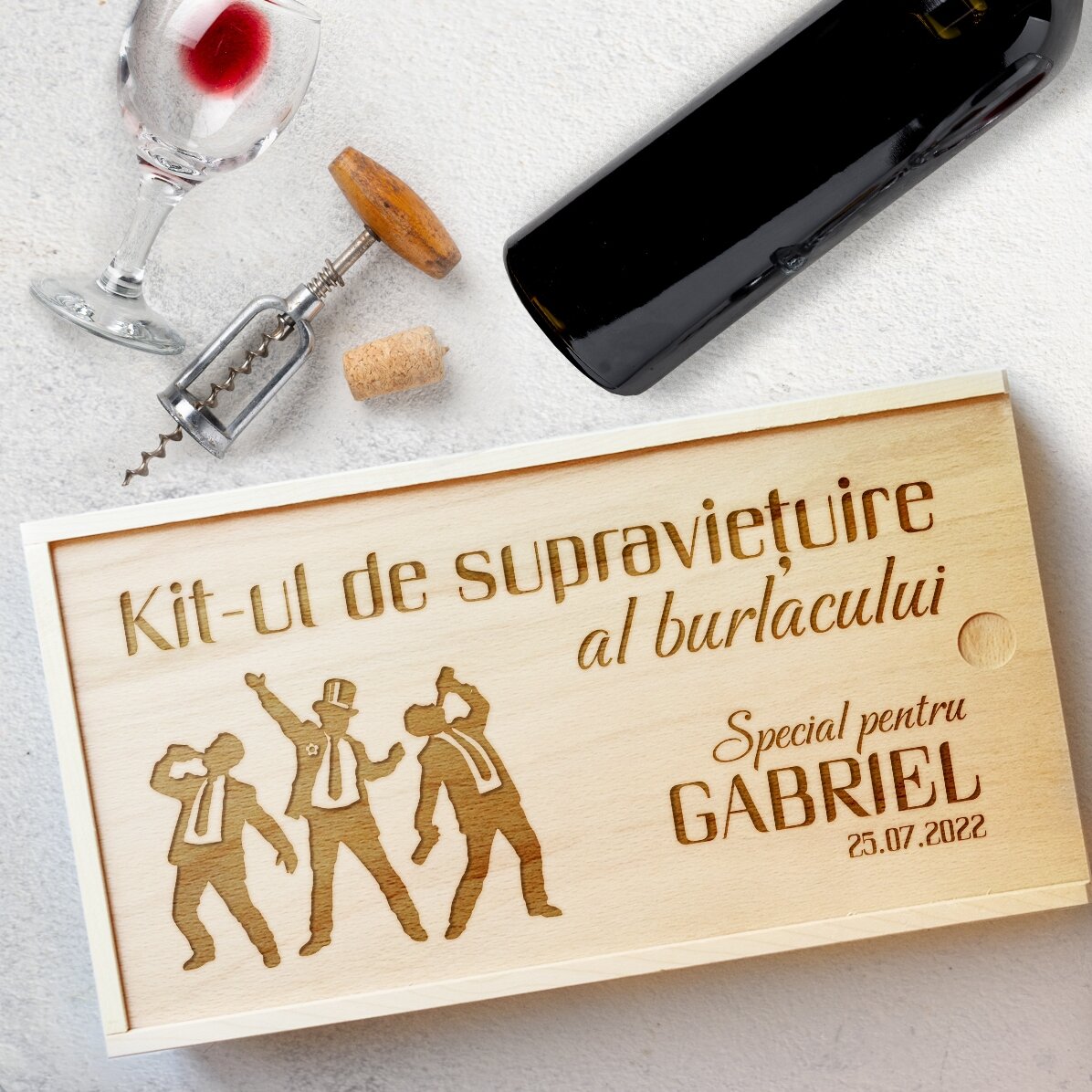 Cutie de cadou personalizată din lemn cu mesaj - Kit de supraviețuire pentru petrecerea burlacilor