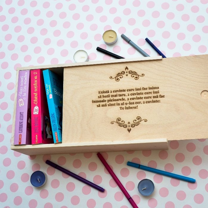 Cutie de cadou personalizată din lemn cu mesaj