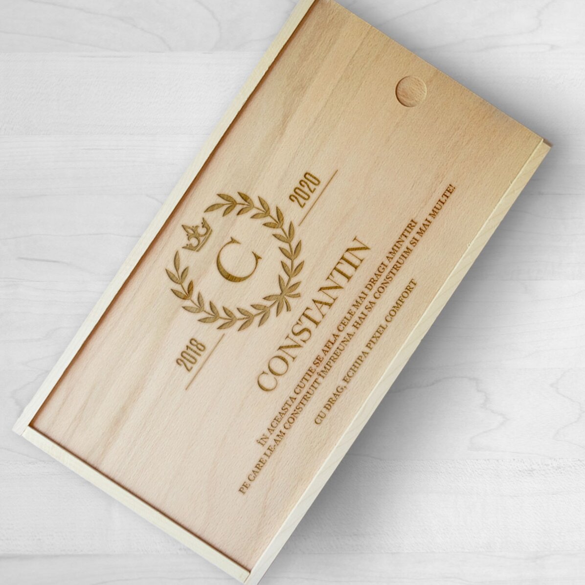 Cutie de cadou personalizată din lemn - Lauri