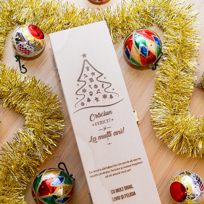 Cutie de vin personalizată - Crăciun fericit și la mulți ani!