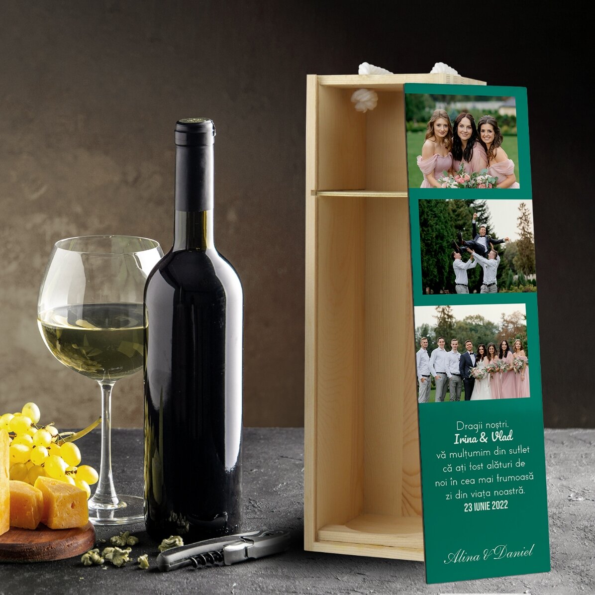 Cutie de vin personalizată cu 3 poze și text pentru cei dragi