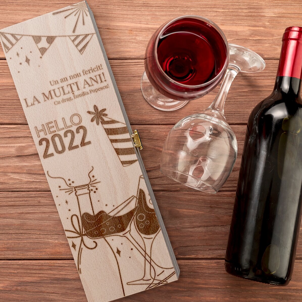 Cutie de vin personalizată cu mesaj ”La mulți ani!” 