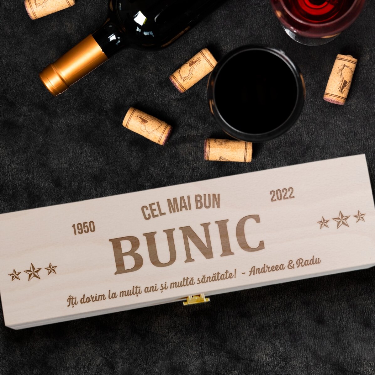 Cutie de vin personalizată cu mesaj - The best