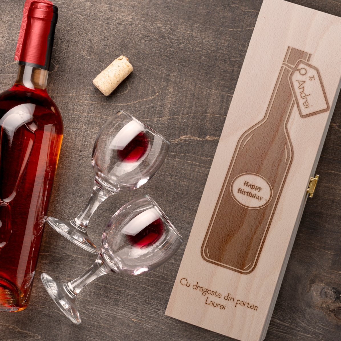 Cutie de vin personalizată cu nume și mesaj - Happy Birthday 