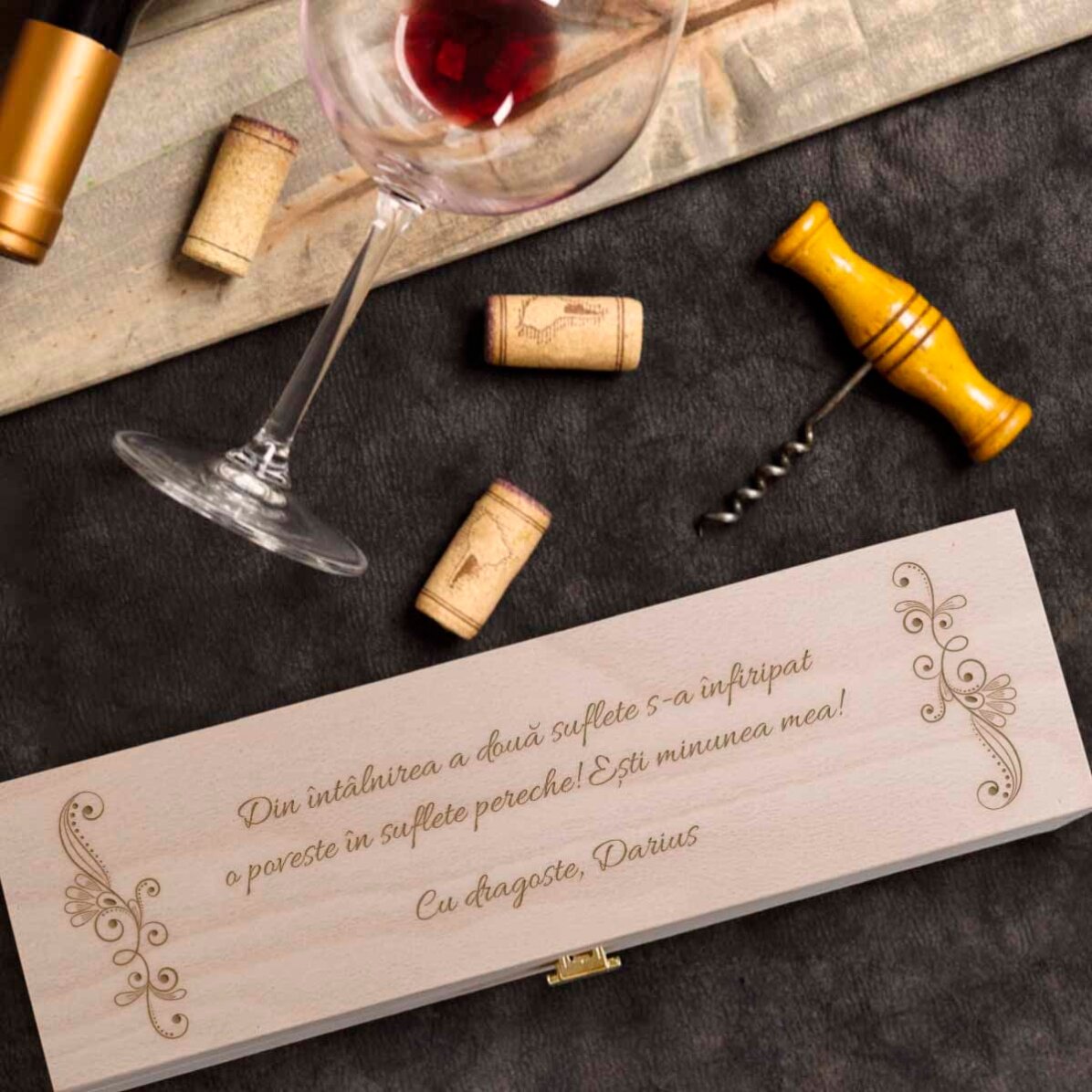 Personalised wine box with text - The most beautiful thoughts