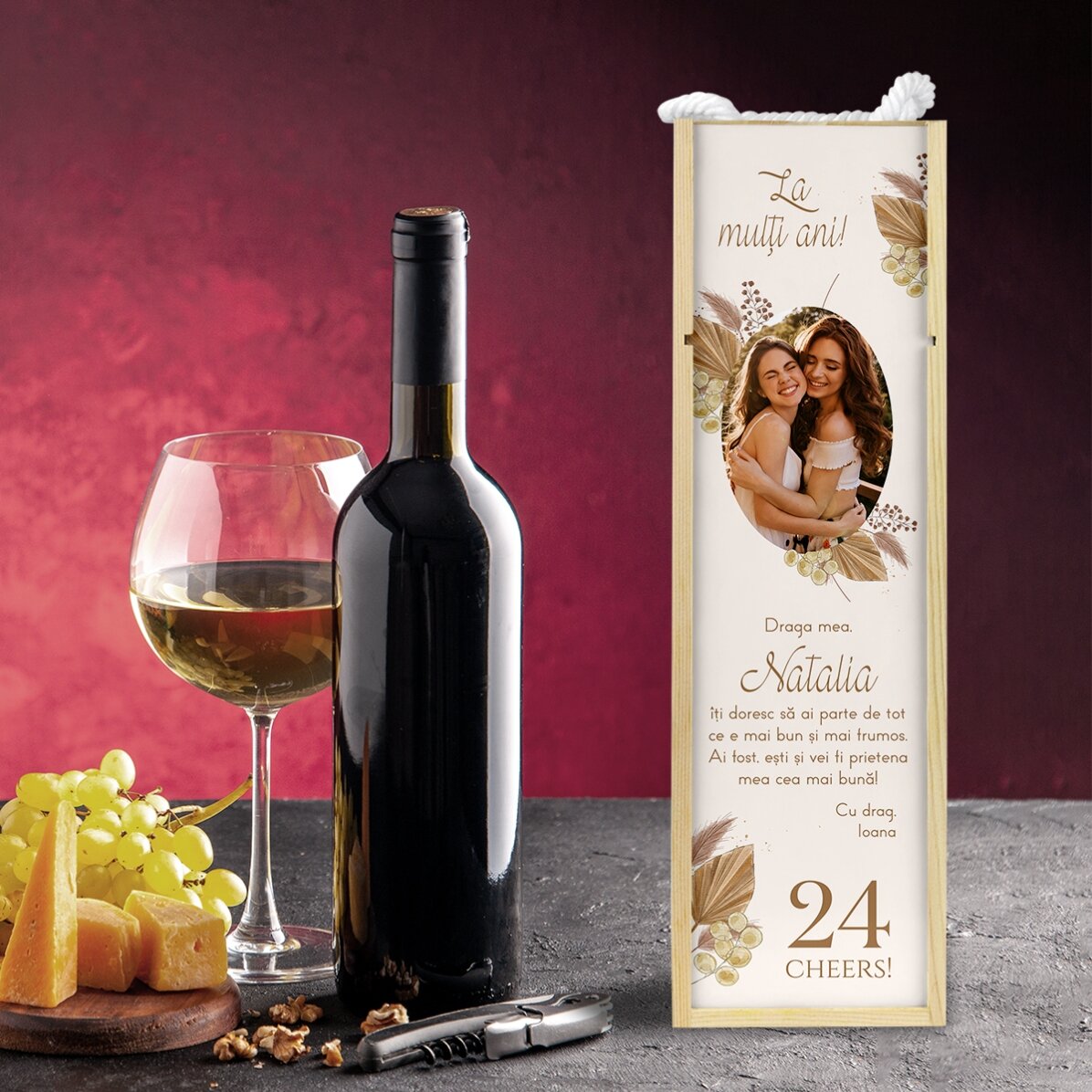 Cutie de vin personalizată cu poză și text - La mulți ani