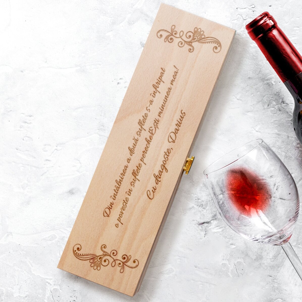Personalised wine box with text - The most beautiful thoughts