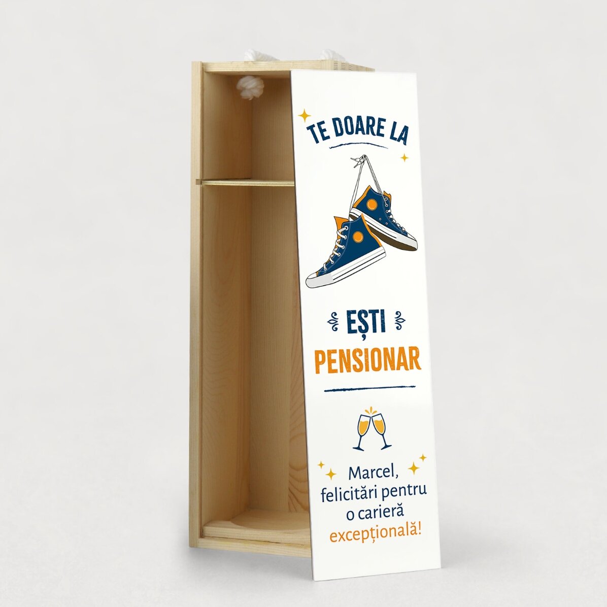 Personalised wine box with text – Retired