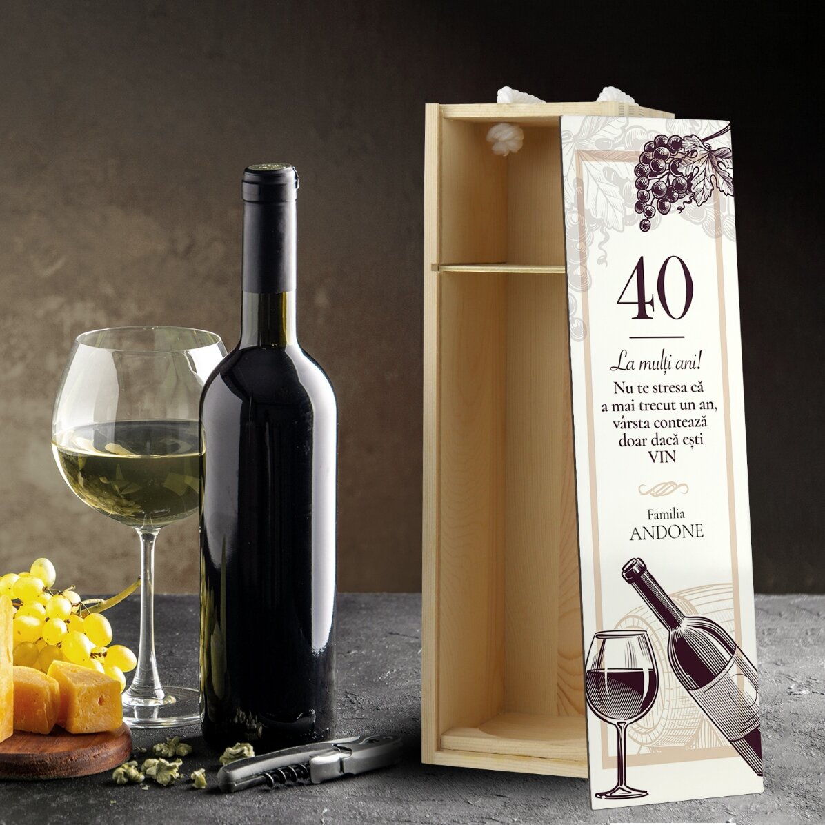 Cutie de vin personalizată cu text pentru zi de naștere - Cheers