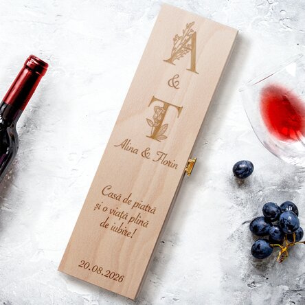Personalised wine box with text and initials - Floral