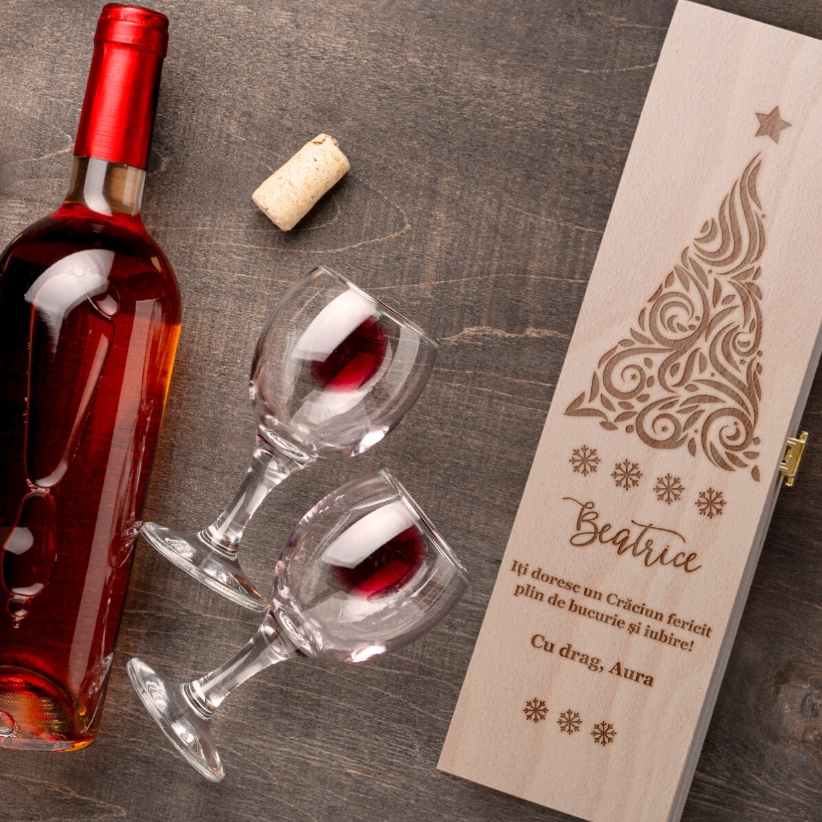 Cutie de vin personalizată cu text - Urare de Crăciun