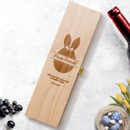 Personalised wine box - Easter time!