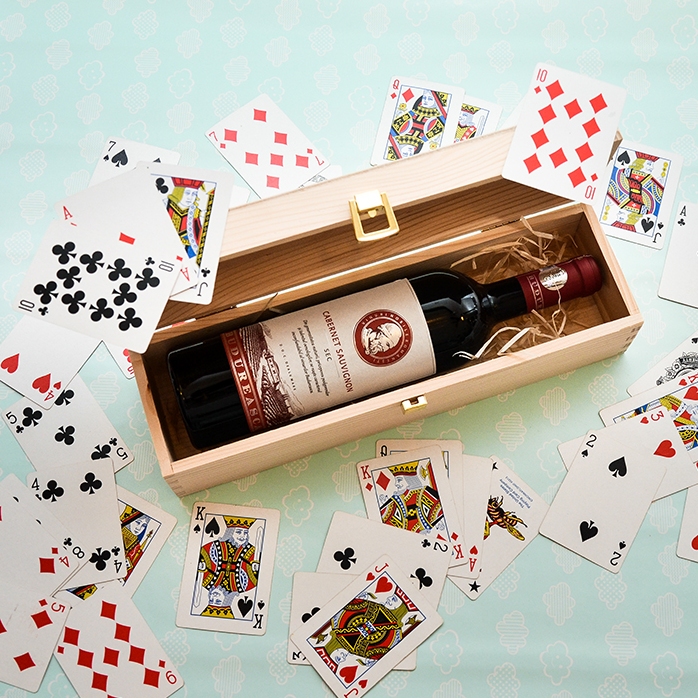 Cutie de vin personalizată - Happy Birthday bottle