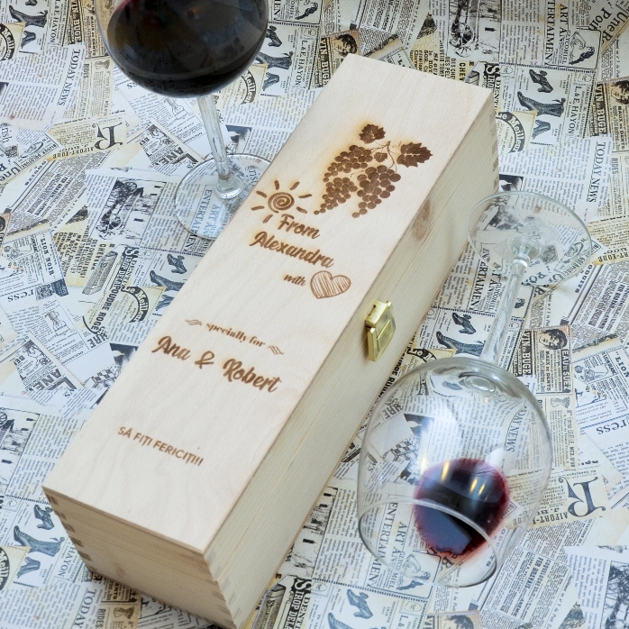Personalised wine box - Love Wine