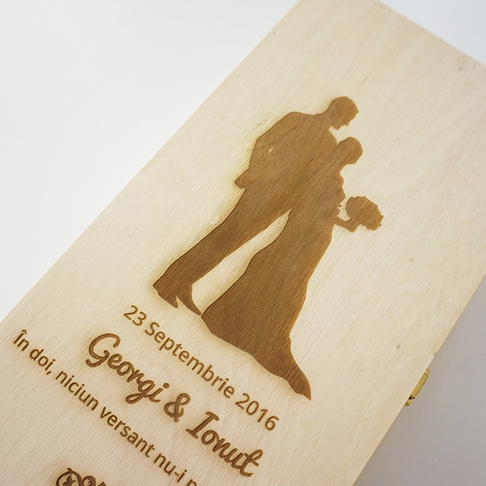 Cutie de vin personalizată pentru două sticle - Două suflete