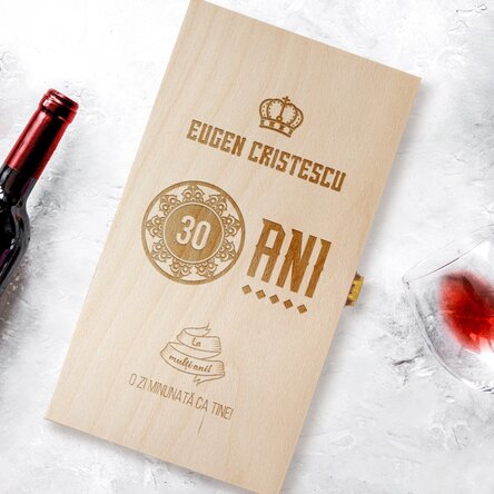 Cutie de vin personalizată pentru două sticle - La mulți ani!