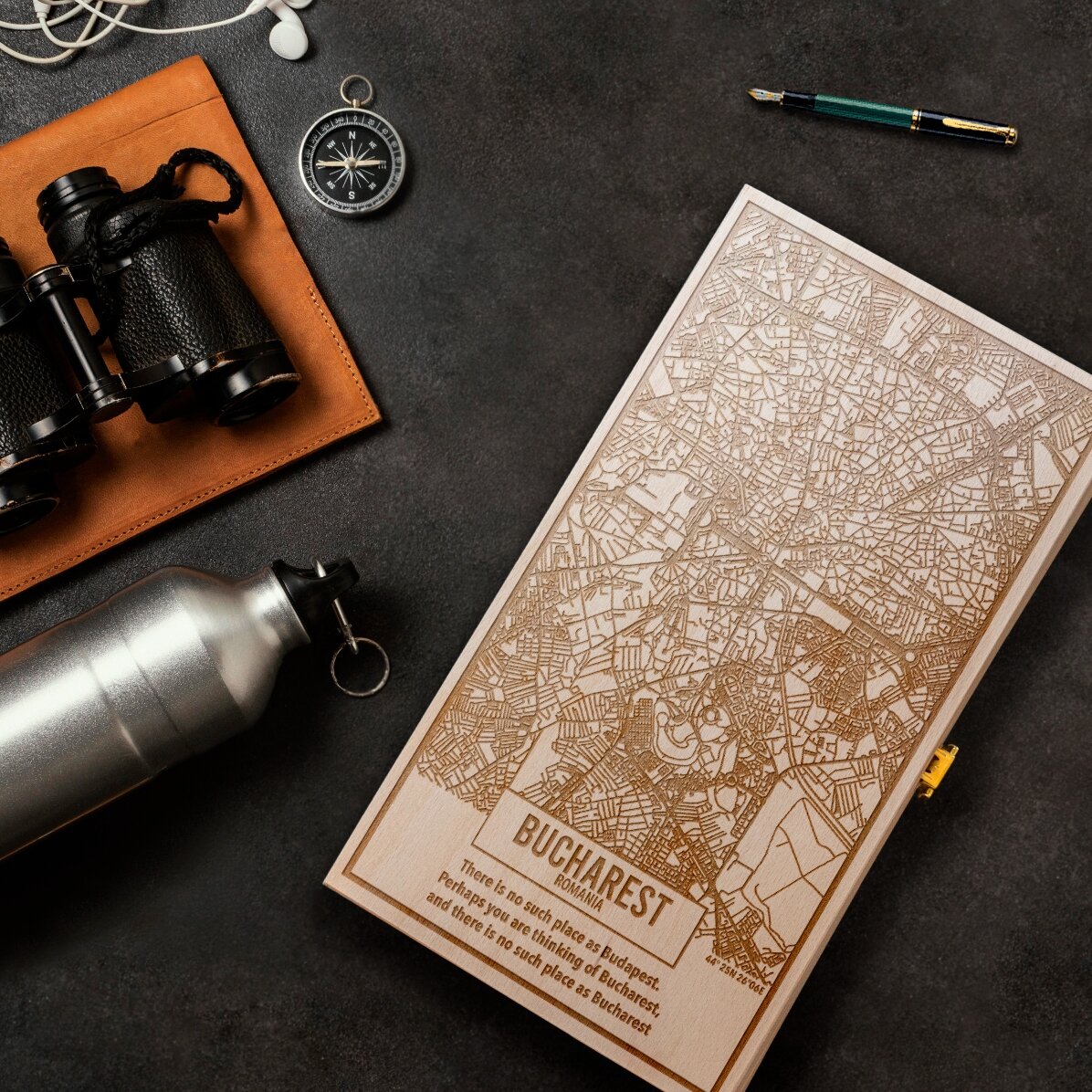 Cutie de vin personalizată pentru două sticle cu mesaj - Harta Bucureștiului