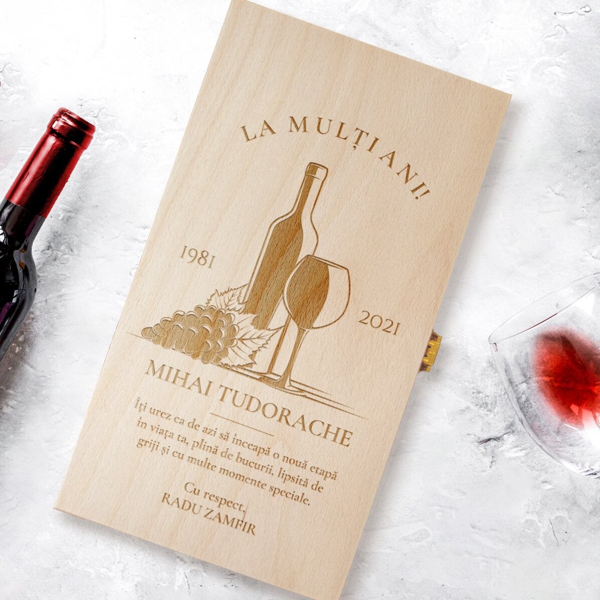 Cutie de vin personalizată pentru două sticle - Special Birthday