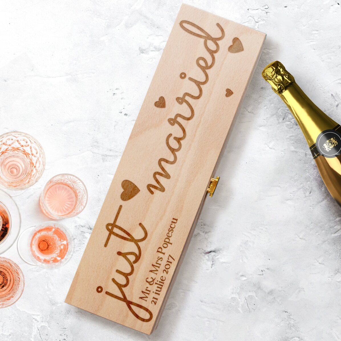 Cutie de vin spumant personalizată - Just married