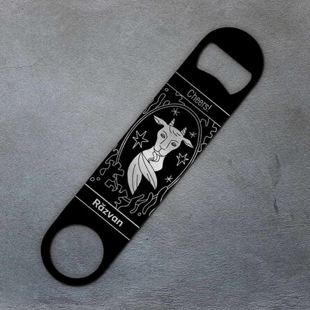 Desfăcător de bere personalizat cu text - Zodia Capricorn