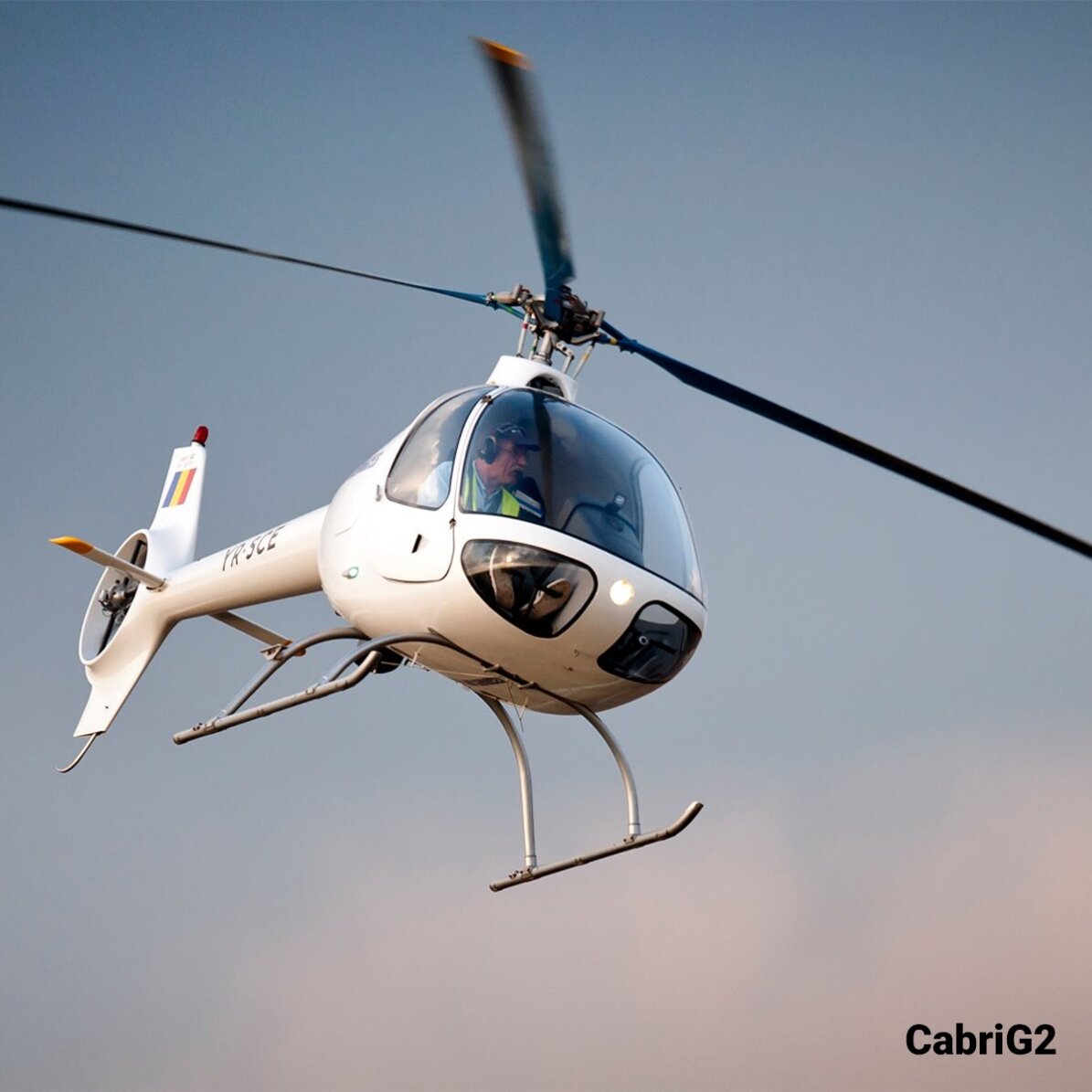 Experiență cadou la înălțime - Zbor cu elicopterul în Tuzla