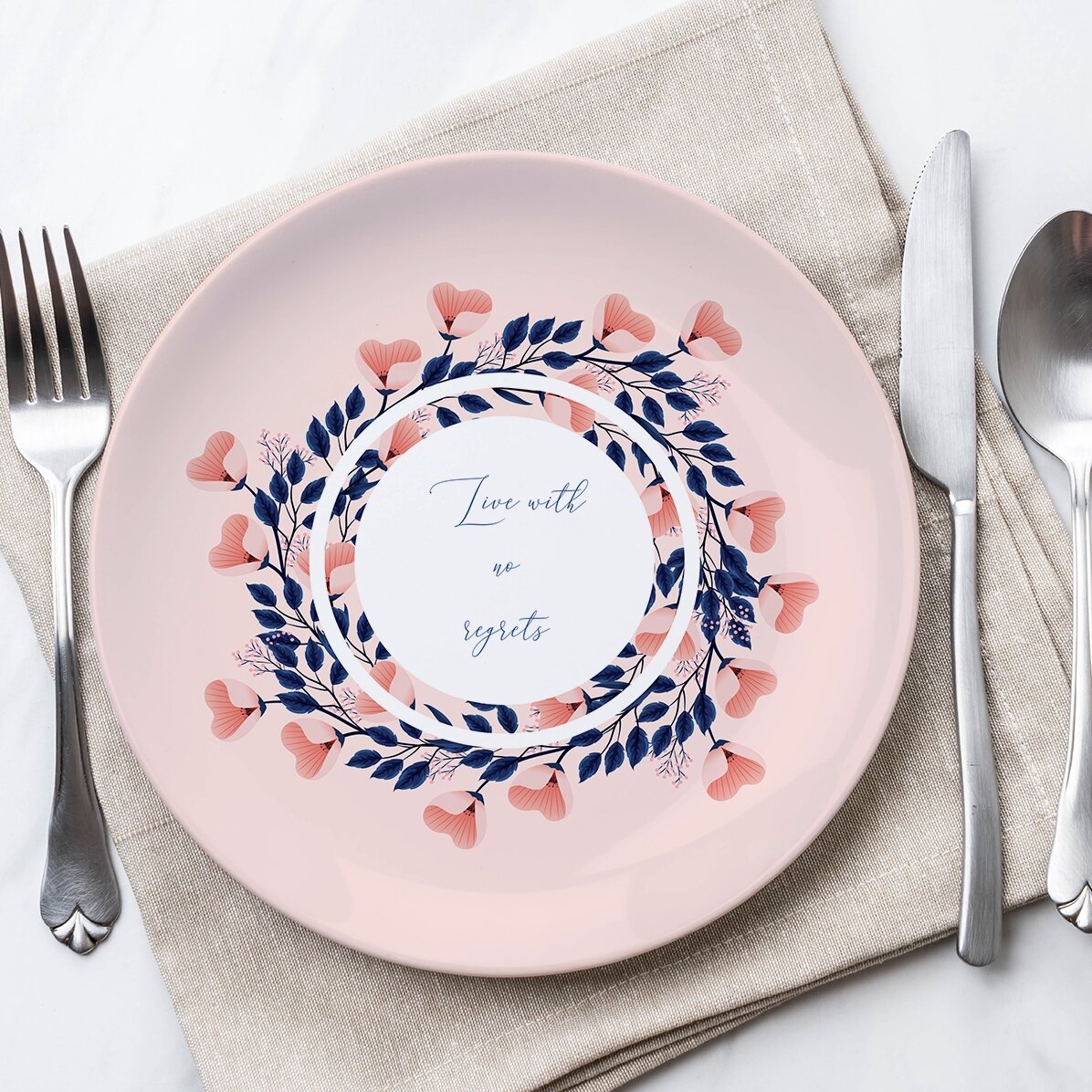 Farfurie personalizată cu text - live with no regrets