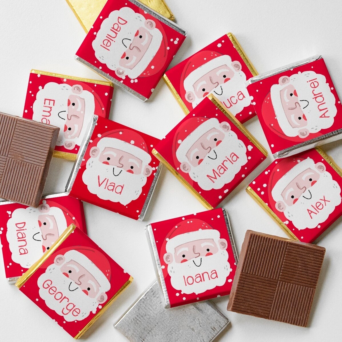 Glob cu 10 mini ciocolățele personalizate cu nume - Moș Crăciun