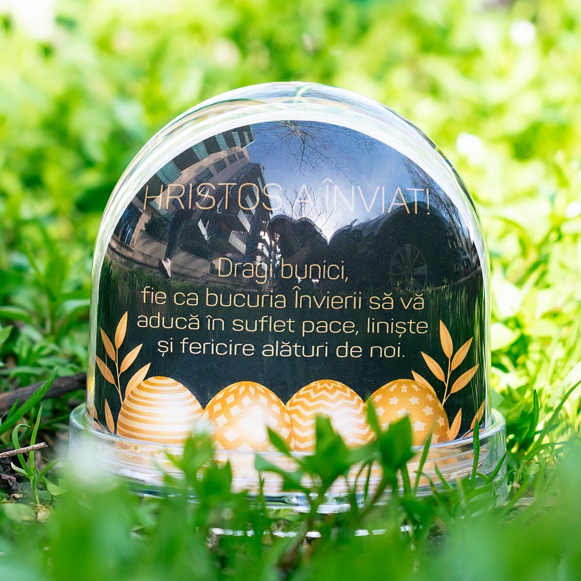 Glob de birou personalizat cu poză și text - Paște fericit!