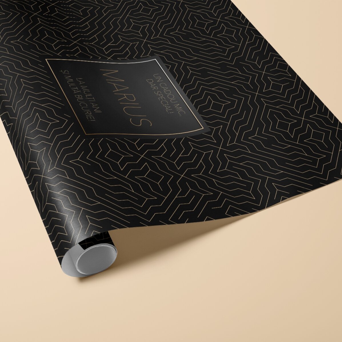 Hârtie de împachetat cadouri personalizată cu text - Black & Gold