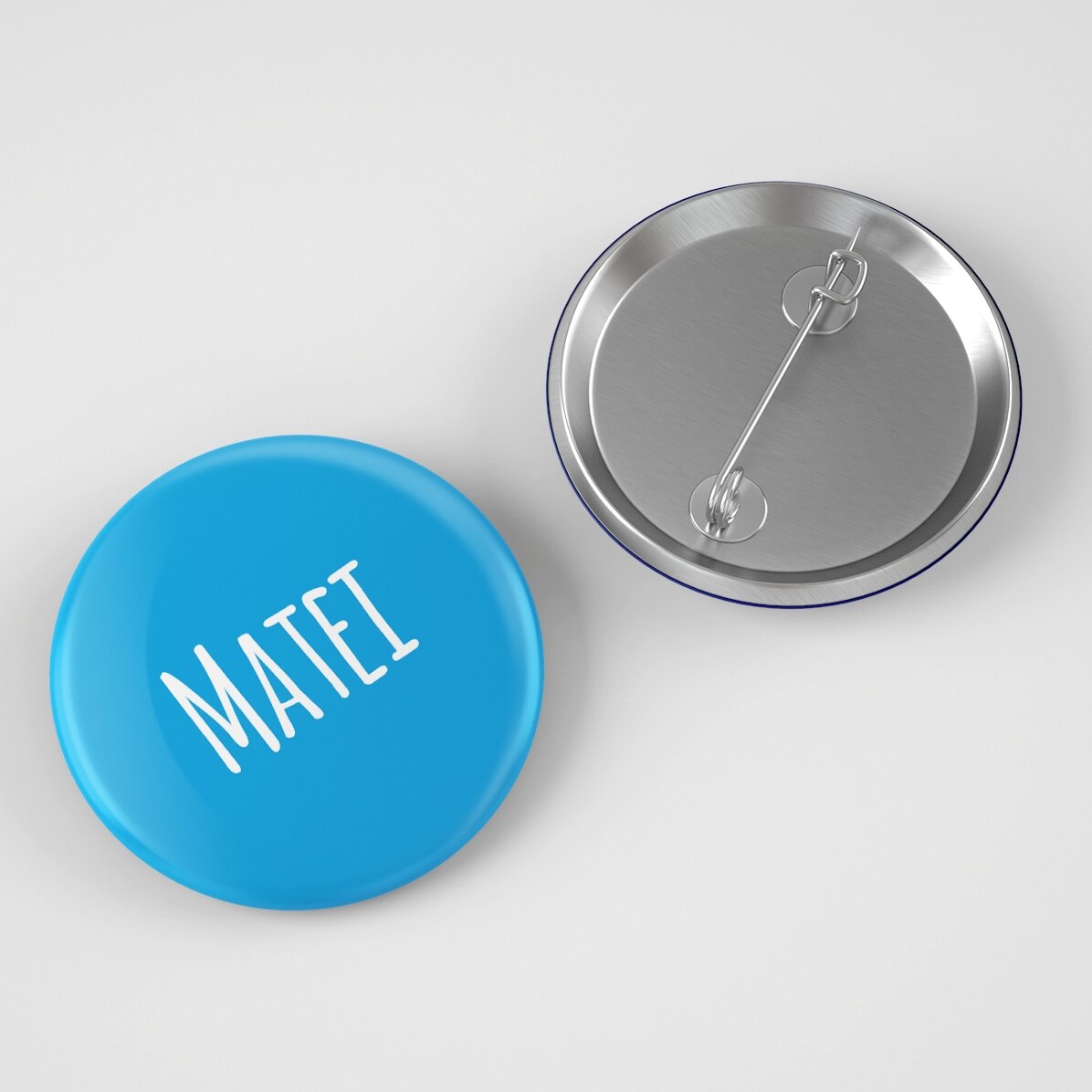 Insignă personalizată cu numele tău