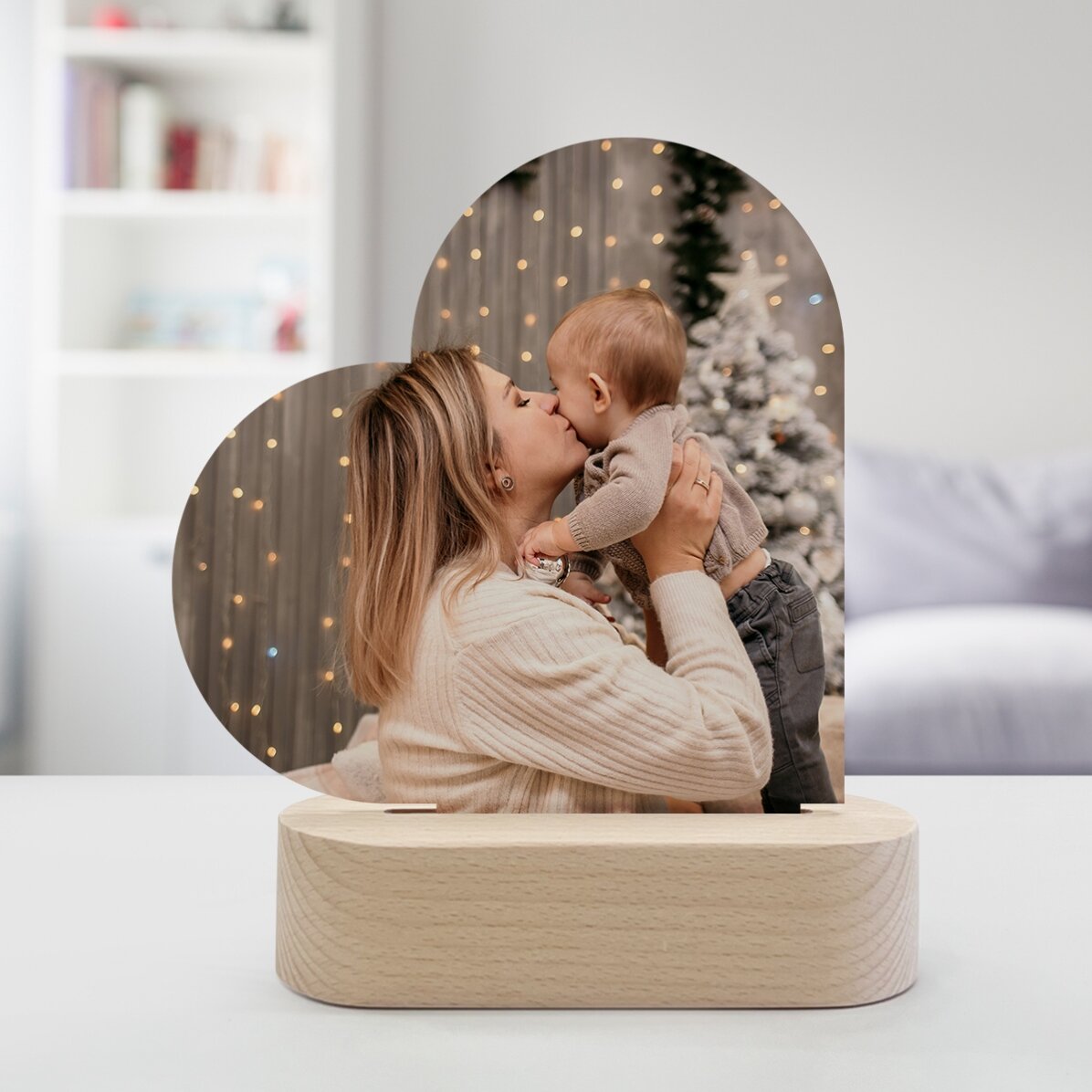 Lampă veghe LED inimă personalizată cu o poză